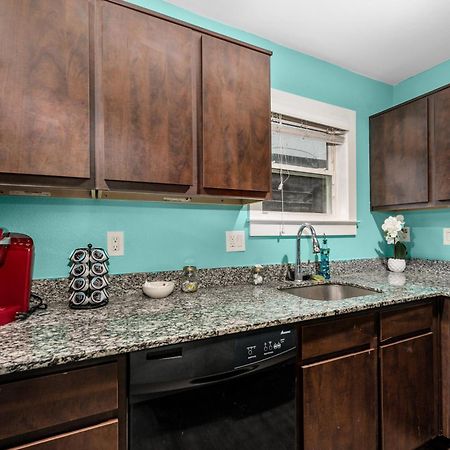 1Br Apt With Fully Equipped Kitchen Close To Major Attractions 휴스턴 외부 사진